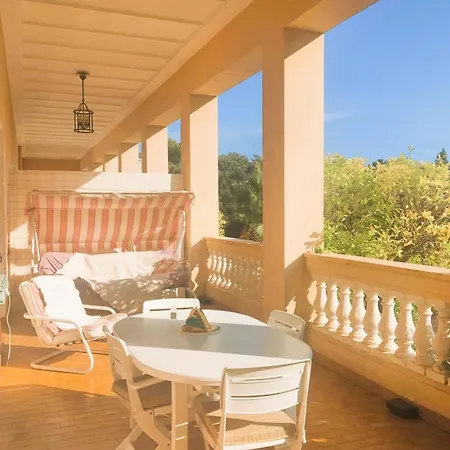 Apartment Peaceful With Stunning Views Hyeres
