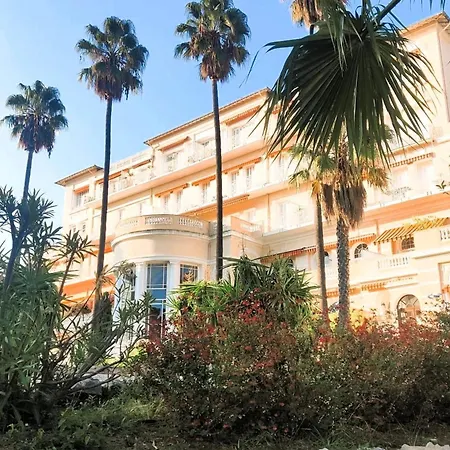 Paisible Avec Piscine Et Vue Imprenable Appartement *